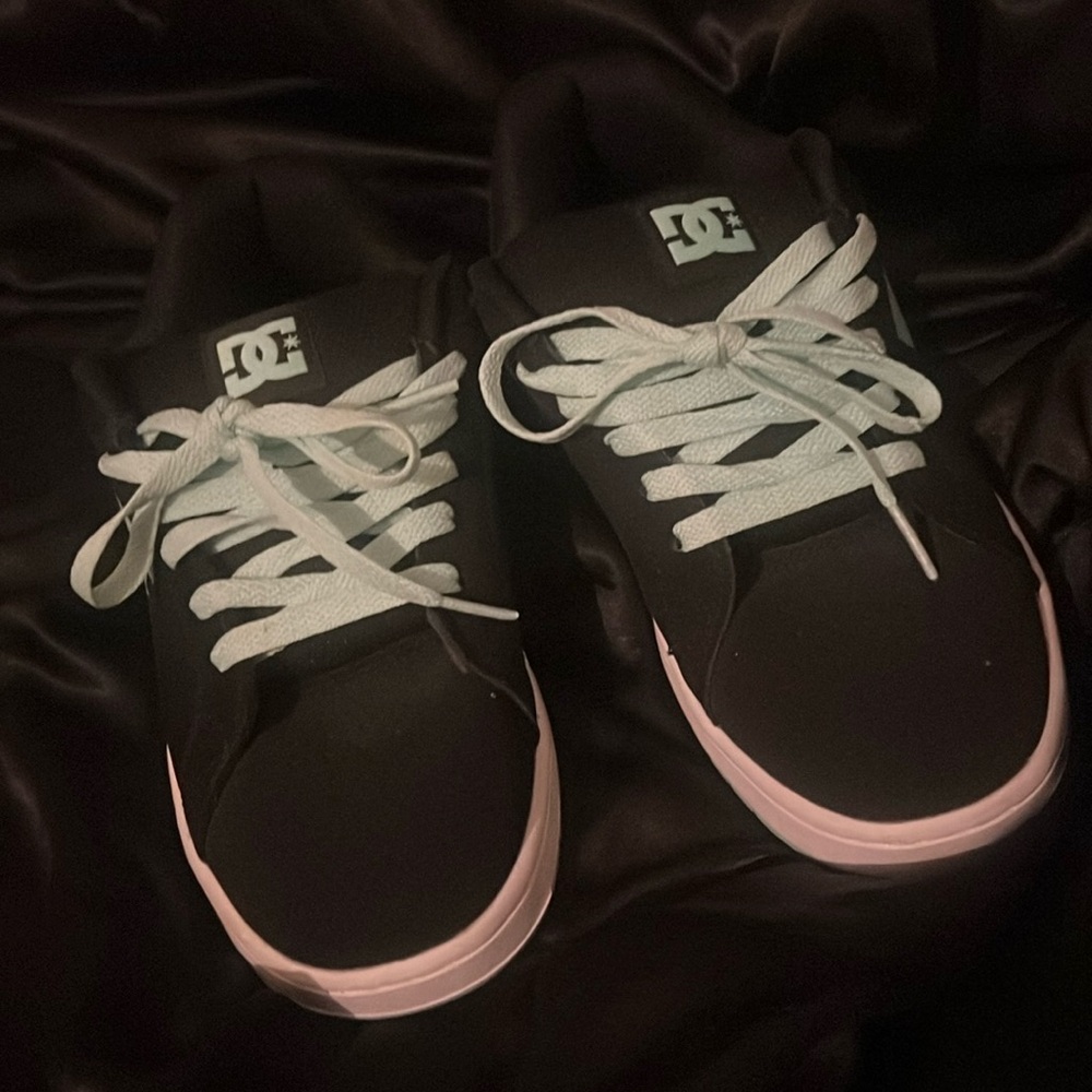 DC Shoes
